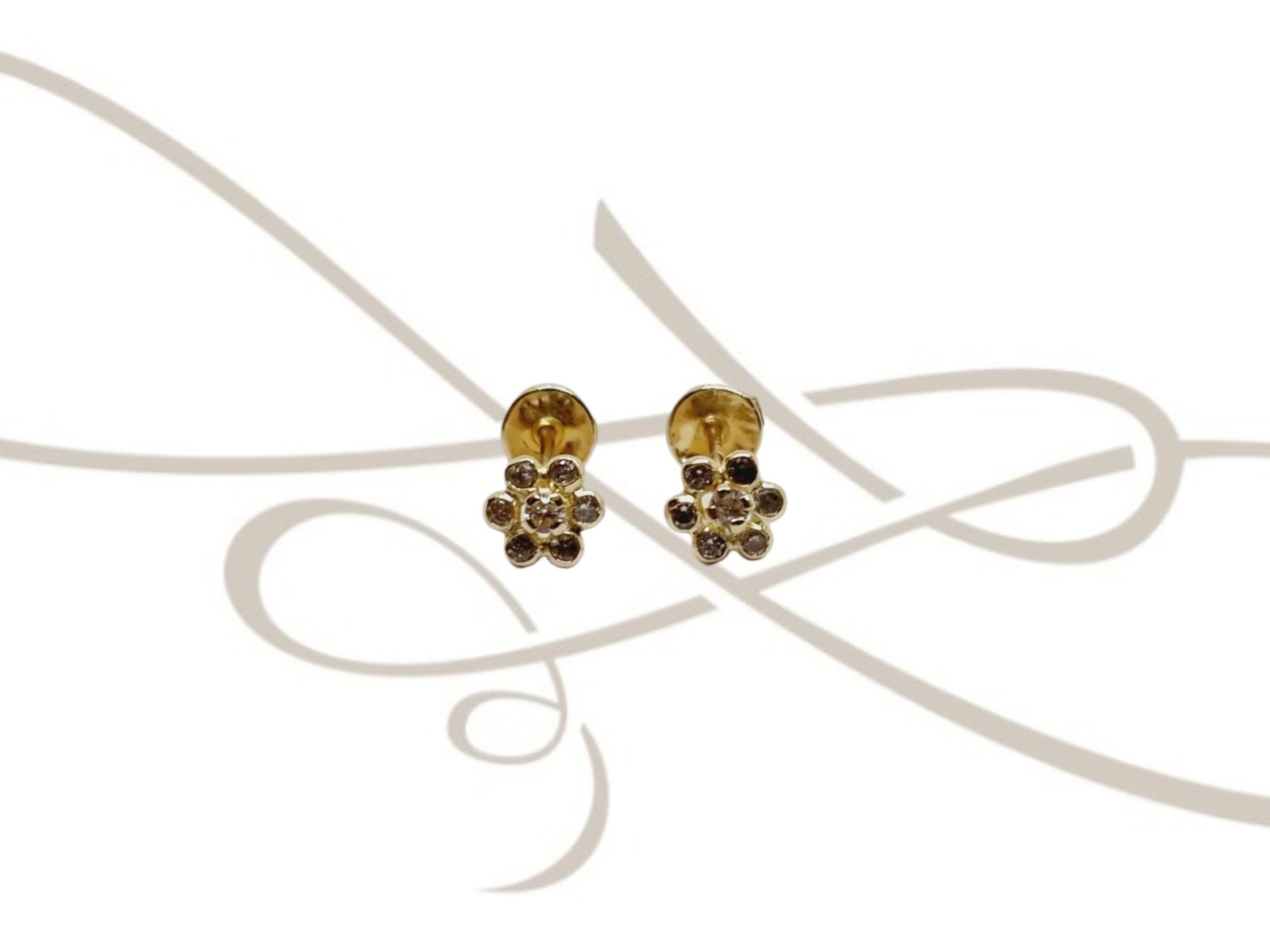 DORMILONA MINI FLOR ZIRCONIA ORO 10K
