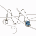 COLLAR CON DIJE PLATA RODIZADA DOBLE HALO BLUE DIAMOND