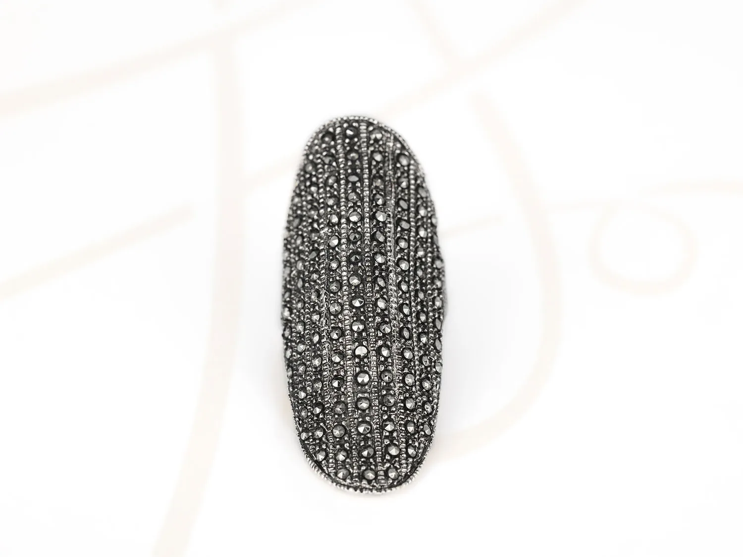ANILLO ACERO OVALO GRANDE ZIRCONIA