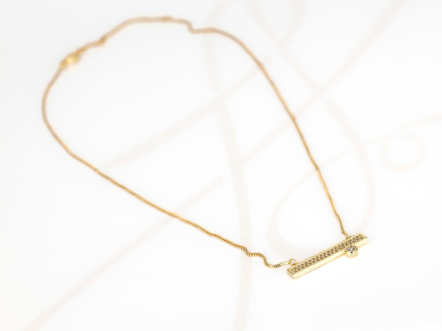 COLLAR CON DIJE BISUTERIA RECTANGULO ZIRCONIAS CADENA