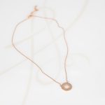 COLLAR CON DIJE BISUTERIA TREBOL ZIRCONIAS CADENA