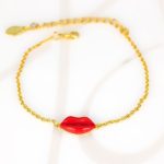 PULSERA CON DIJE BISUTERIA LABIOS ROJOS CADENA