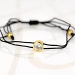 PULSERA CON DIJE BISUTERIA DORADO ZIRCONIA HILO