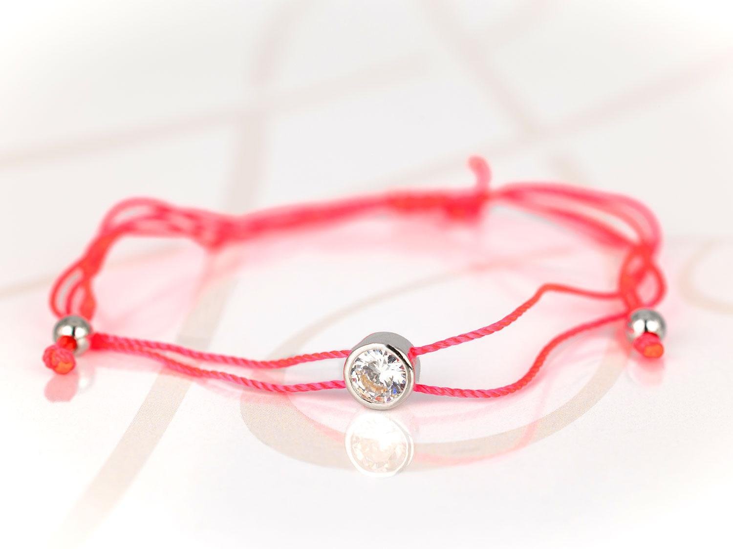 PULSERA CON DIJE BISUTERIA PLATEADO ZIRCONIA HILO