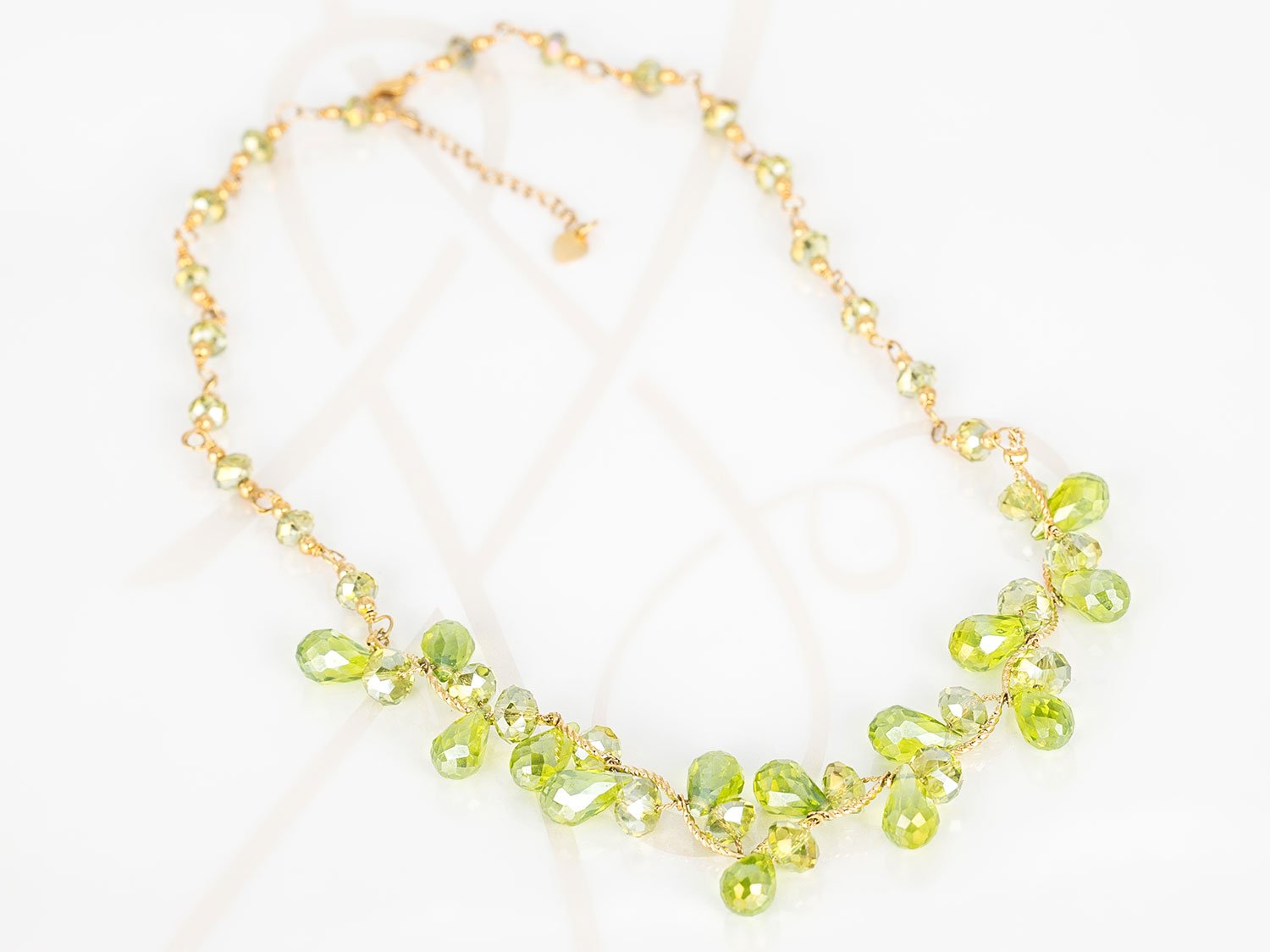 COLLAR SIN DIJE ORO LAMINADO GOTAS BOLITAS CRISTAL