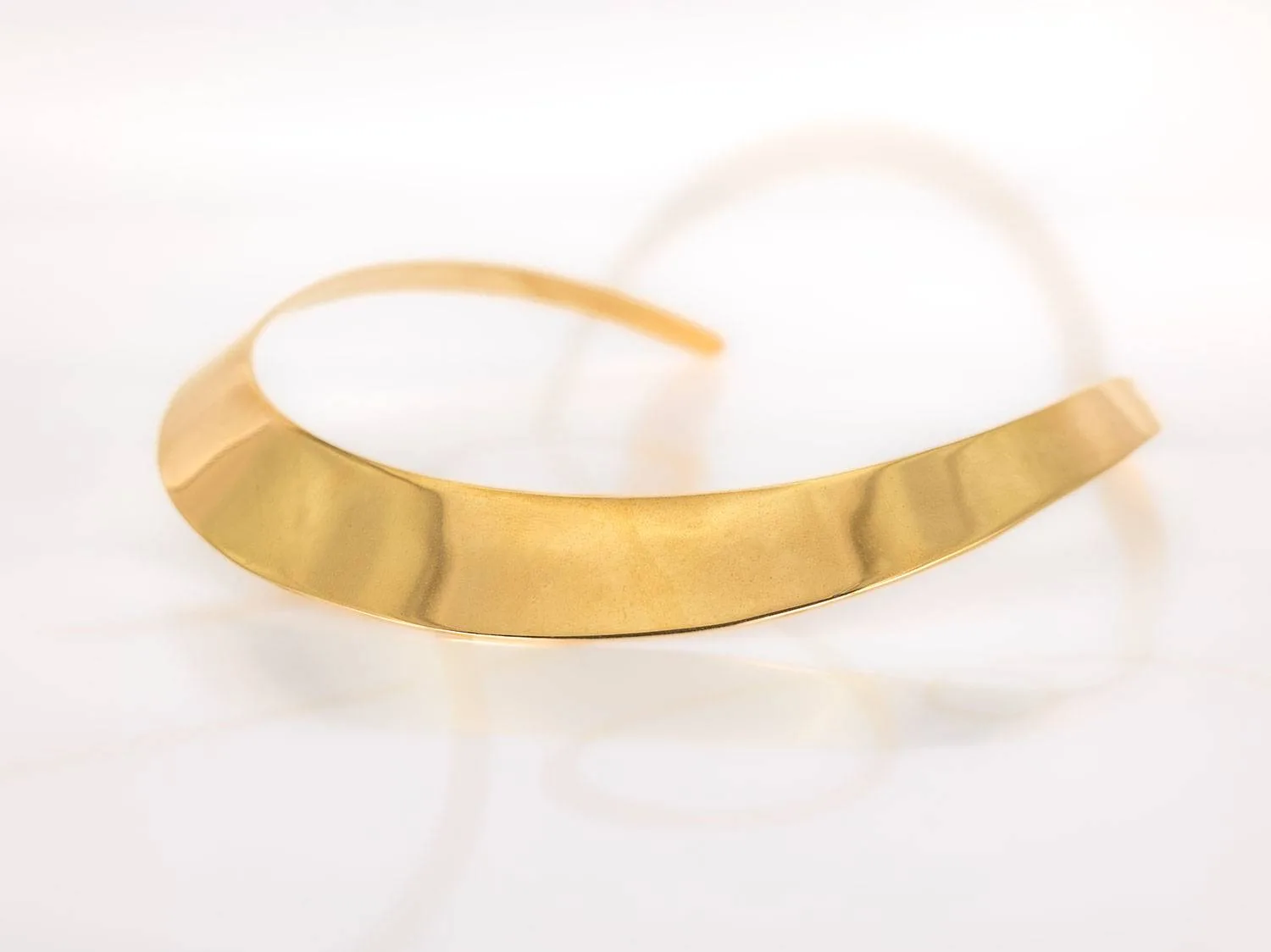 GARGANTILLA ORO LAMINADO ANCHA LISO