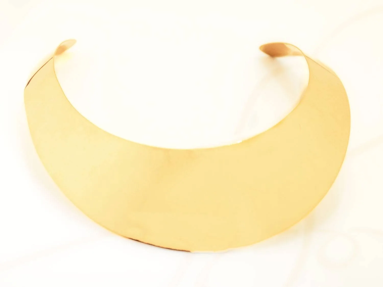 GARGANTILLA ORO LAMINADO EXTRA ANCHA LISO
