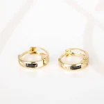 HUGGIES ORO LAMINADO DOBLE BARRA ZIRCONIA