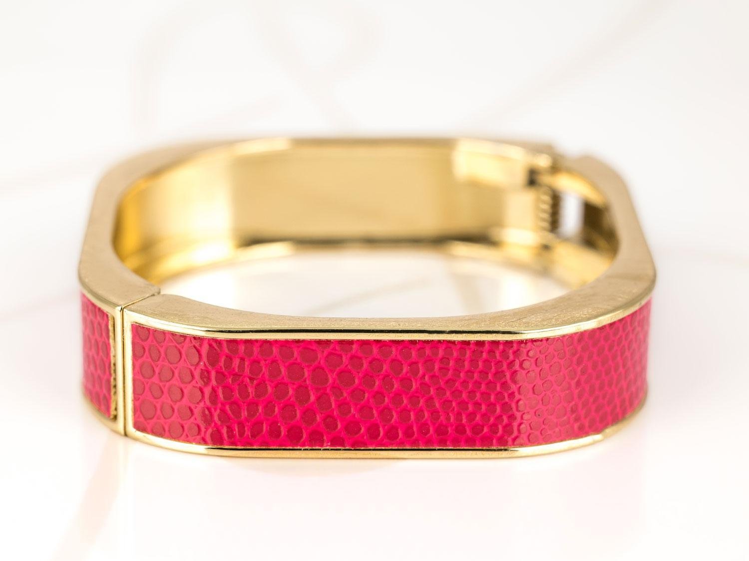 PULSERA SIN DIJE ORO LAMINADO CUADRADO PIEL