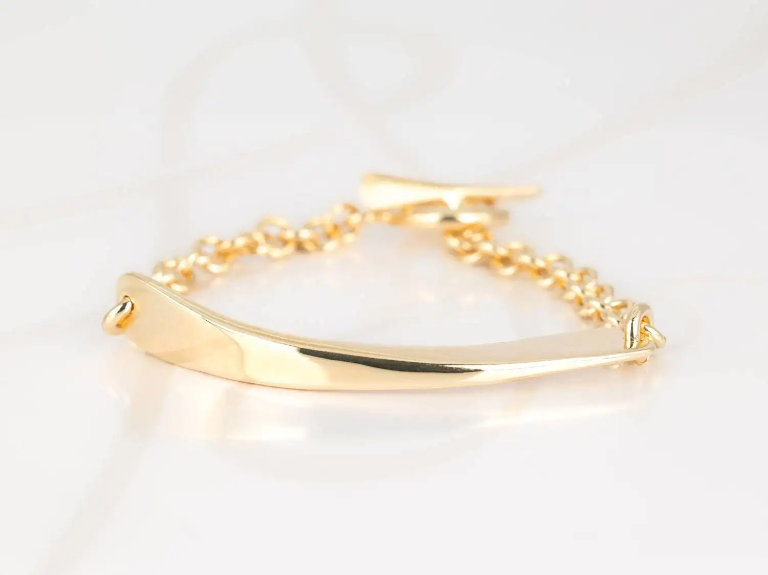 PULSERA SIN DIJE ORO LAMINADO CADENA PLACA LISO