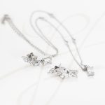 JUEGO PLATA RODIZADA MINI RECTANGULO MOISSANITE CON CADENA