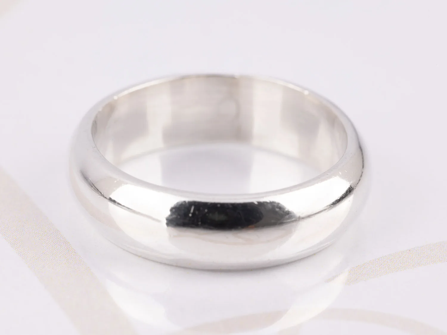 ANILLO DE PLATA ARGOLLA CONFORT