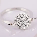 ANILLO DE PLATA SAN BENITO
