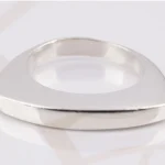 ANILLO DE PLATA SEMI CUADRADO
