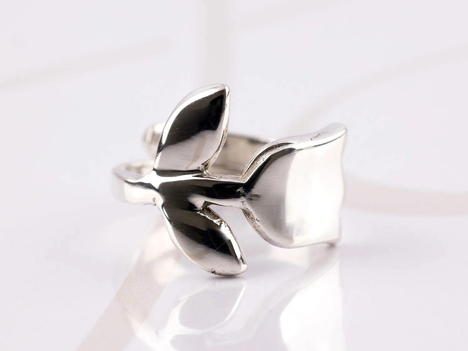 ANILLO PLATA TULIPAN LISO