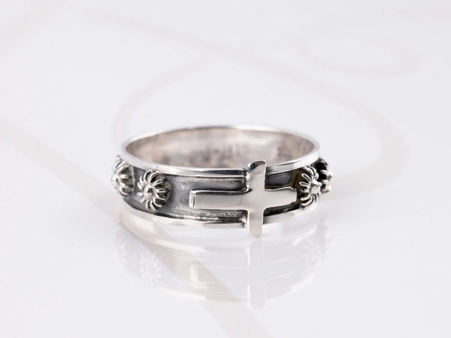ANILLO PLATA MISTERIO PAVONADO