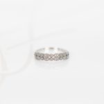 ANILLO PLATA OVALO PUNTO ZIRCONIA 5A