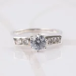 ANILLO PLATA SOLITARIO RECTO ZIRCONIA