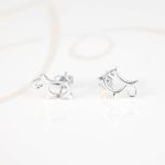 BROQUEL PLATA SILUETA VACA LISO