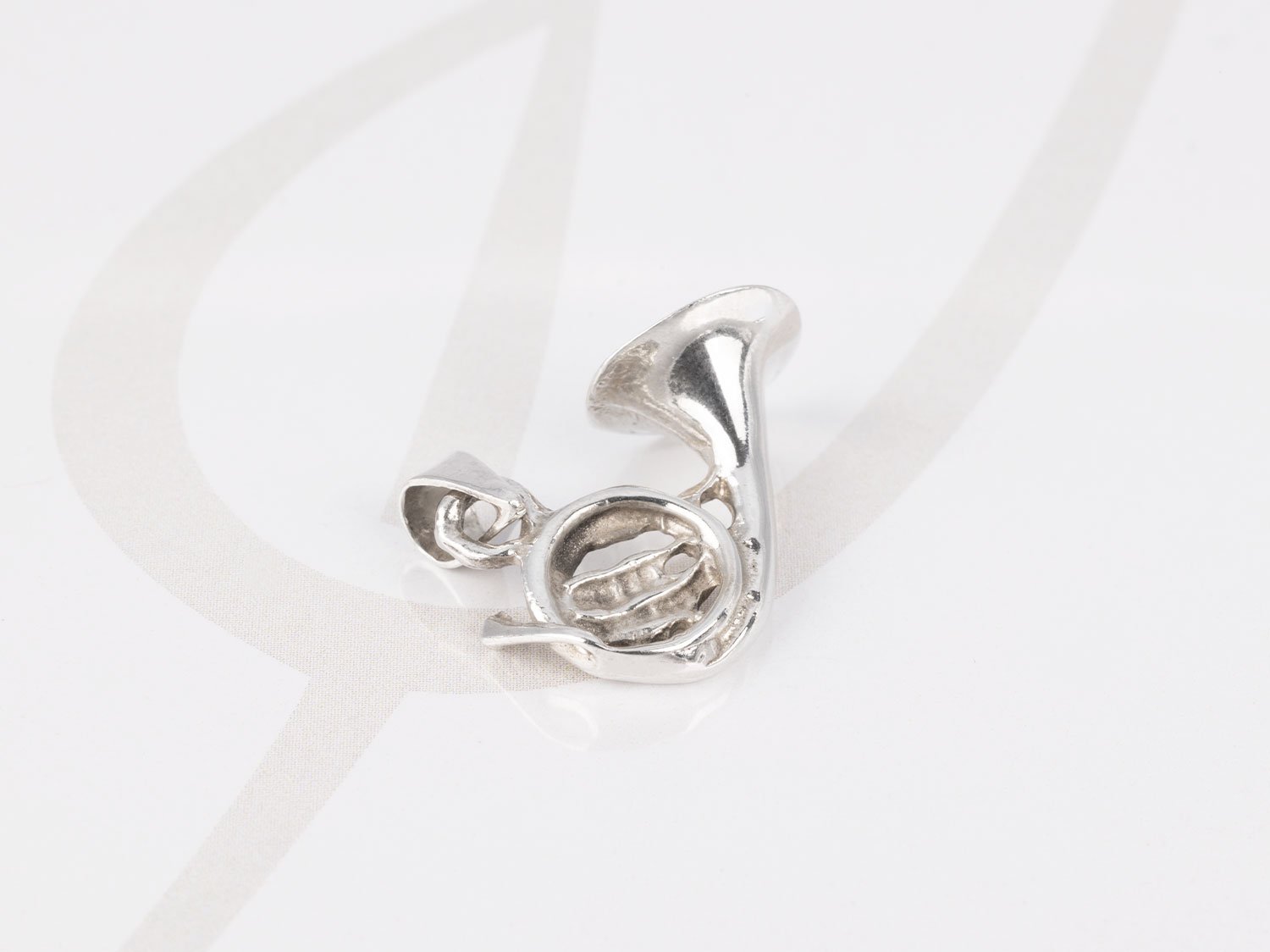 DIJE PLATA CUERNO FRANCES FIGURA