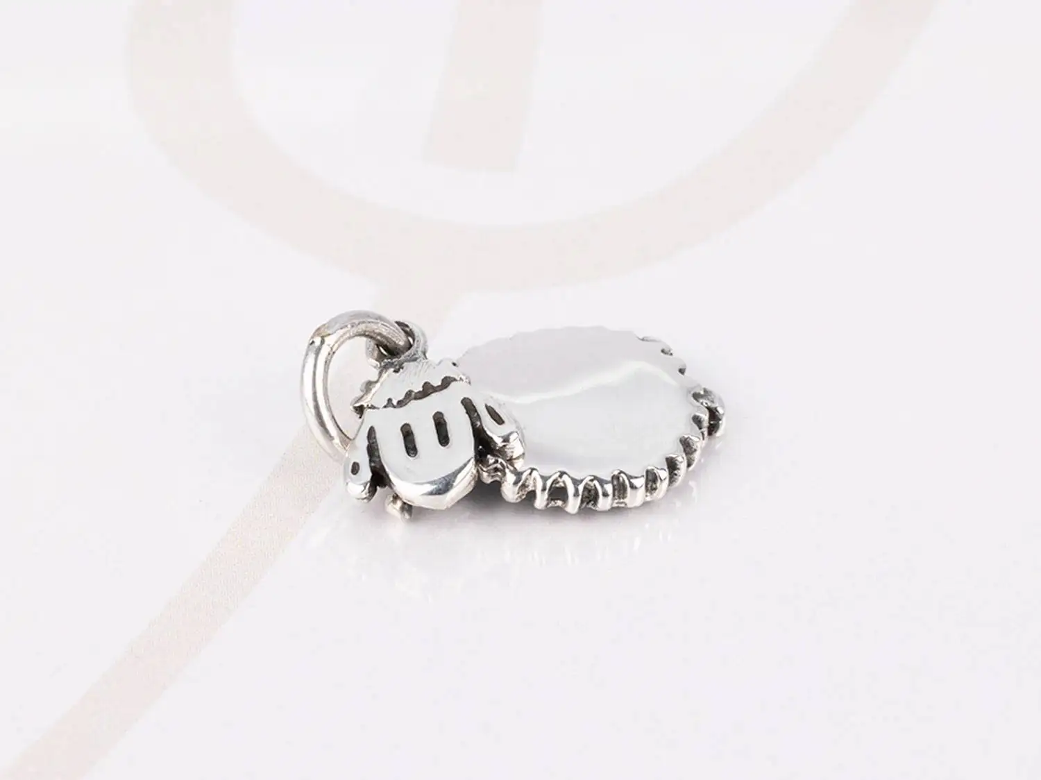 DIJE PLATA BORREGO MOVIBLE LISO