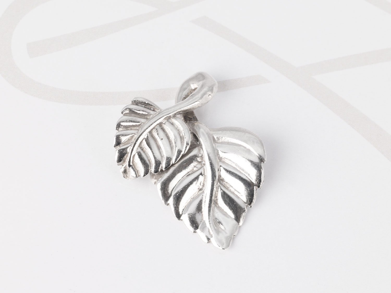 DIJE PLATA DOBLE HOJA LISO