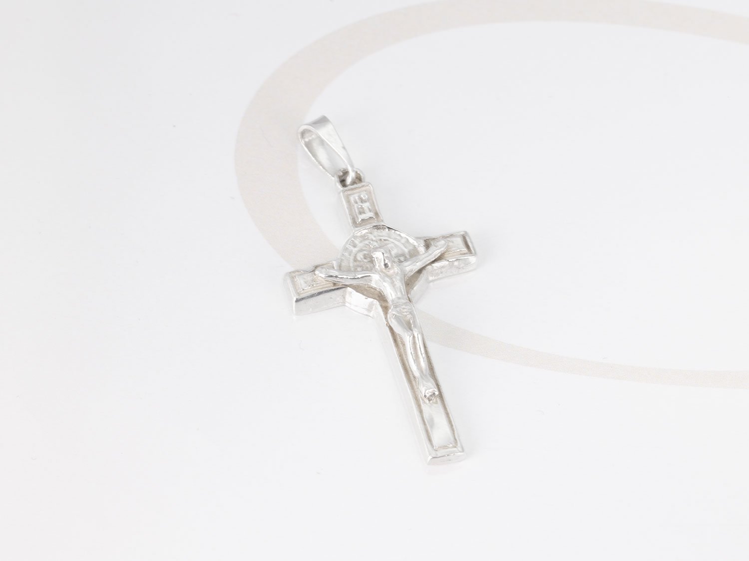 DIJE PLATA CRUZ GR SAN BENITO RELIEVE